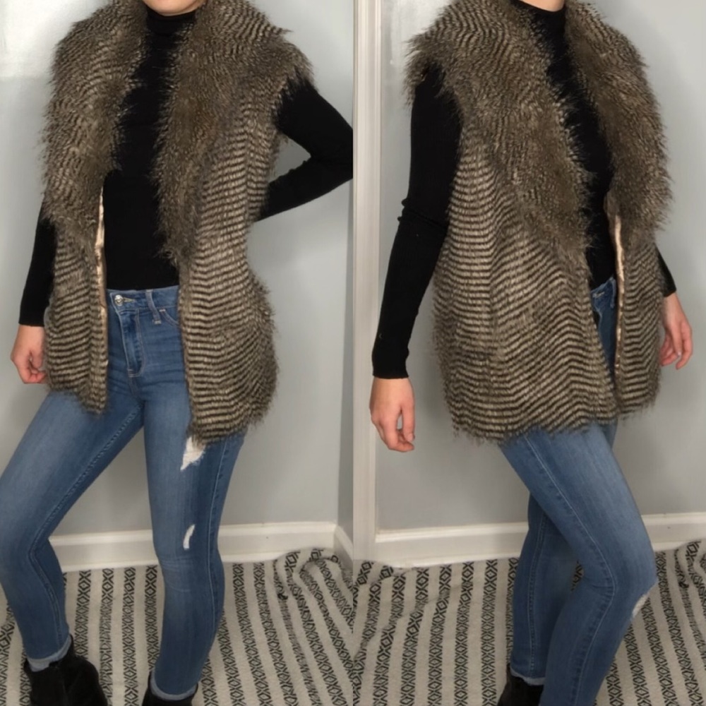 Veond brown stripe collared faux fur vest XL